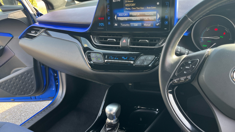 Toyota C-HR 1.8 Hybrid Dynamic 5dr CVT Hybrid Hatchback